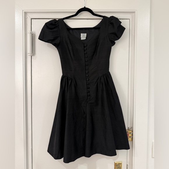 Vintage 1980s Laura Ashley black silk party dress - Picture 5 of 7